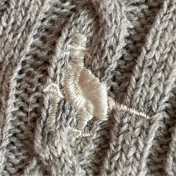 Jack Wills l Wool Blend Classic Cable Knitted Jumper - Picture 11 of 16